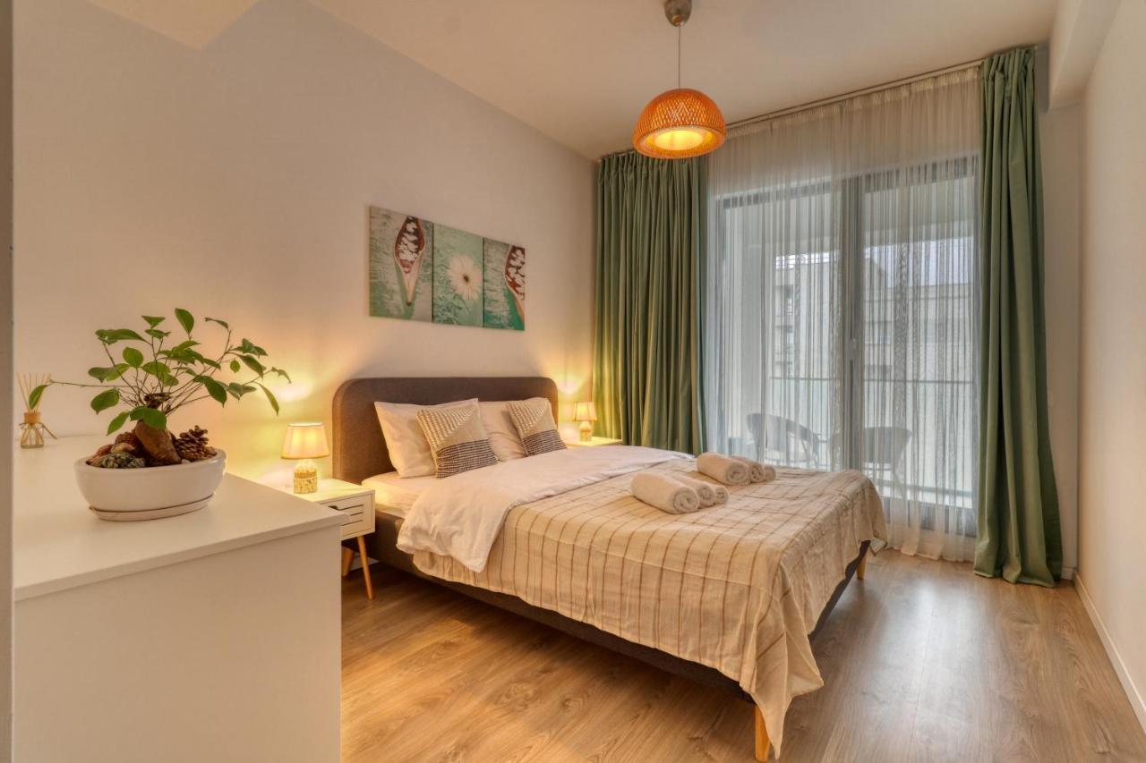 Relaxation Station - My Charming, Cosy&Inviting Apt - Smart Thermostat - Private Parking - Ior Park - Long Term Price Cuts Bukarest Eksteriør billede