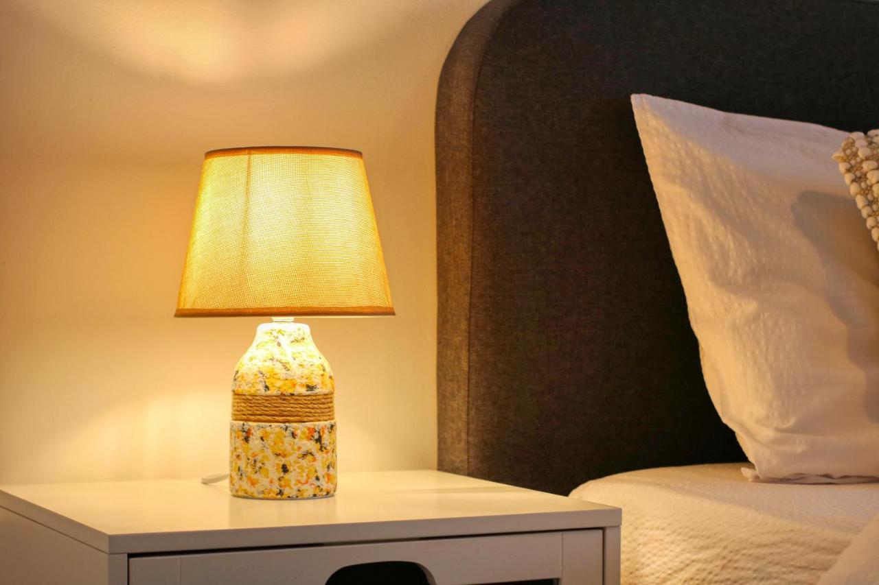Relaxation Station - My Charming, Cosy&Inviting Apt - Smart Thermostat - Private Parking - Ior Park - Long Term Price Cuts Bukarest Eksteriør billede